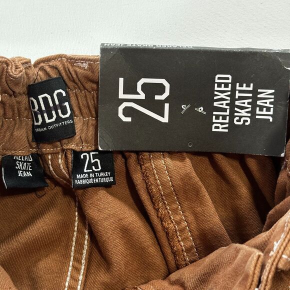 NWT BDG Urban Outfitters Women Cargo Pants Relaxed Skate Jeans Cocoa Brown sz 25 - Picture 3 of 11